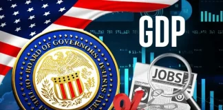 Fed Rate Cut Odds Fall Following Strong U.S. GDP and Jobless Claims Data